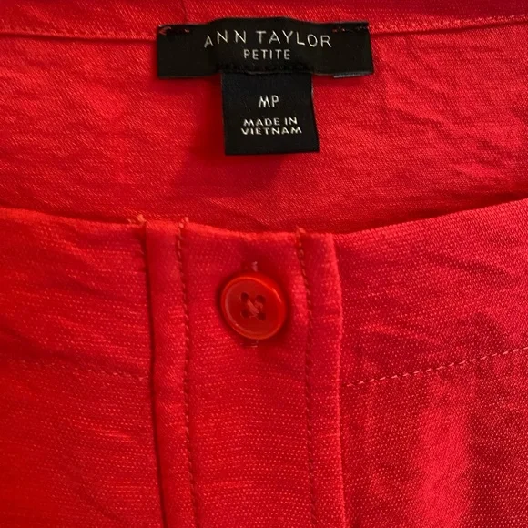 Ann Taylor Petite Top - Medium - Picture 5 of 6